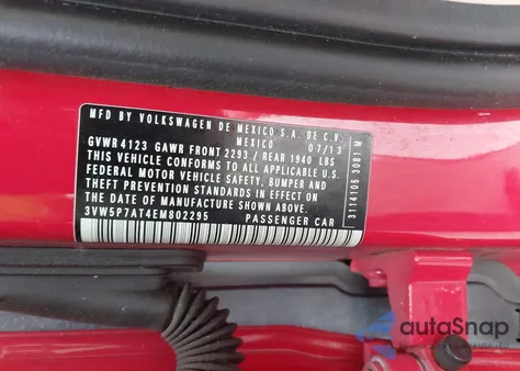 2014 Volkswagen Beetle 2.5L z USA, uszkodzony, nr VIN 3VW5P7AT4EM802295